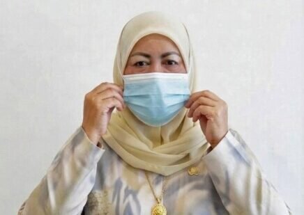 Hj Henny Rosgity Rusli Hj Henny Rosgity Rusli