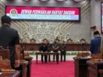 Wakil Gubernur Kalteng, Edy Pratowo, bersama Ketua DPRD Kalteng Arton S Dohong menandatangani Nota Kesepakatan KUA-PPAS APBD 2027 dalam Rapat Paripurna DPRD setempat, Selasa (19/8).