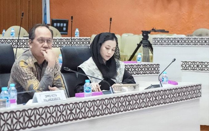 Sekretaris Komisi III DPRD Palangka Raya Rana Muthia Oktari mengikuti pertemuan bersama anggota DPR RI. Sekretaris Komisi III DPRD Palangka Raya Rana Muthia Oktari mengikuti pertemuan bersama anggota DPR RI.