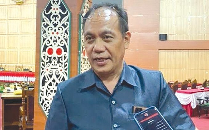 Anggota Komisi III DPRD Kota Palangka Raya, Hasan Busyairi. Anggota Komisi III DPRD Kota Palangka Raya, Hasan Busyairi.