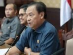 DPRD ProviKetua Komisi III DPRD Provinsi Kalimantan Tengah, Sugiyarto, memberikan keterangan terkait pengawasan standar operasional dapur pada Program Makan Bergizi Gratis (MBG), Rabu (5/8). nsi Kalimantan Tengah Ketua Komisi III DPRD Provinsi Kalimantan Tengah, Sugiyarto, memberikan keterangan terkait pengawasan standar operasional dapur pada Program Makan Bergizi Gratis (MBG), Rabu (5/8).