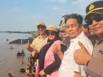 Wakil Bupati Kotim Irawati. Menghadiri mandi safar di Pasar Kamis, Kelurahan Kota Besi Hilir, Kecamatan Kota Besi, Rabu (12/8/2026). Wakil Bupati Kotim Irawati. Menghadiri mandi safar di Pasar Kamis, Kelurahan Kota Besi Hilir, Kecamatan Kota Besi, Rabu (12/8/2026).