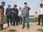 Bupati Kotim H.Halikinnor dan Wabup Irawati, meninjau karhutla di Jalan Kacapiring 3 Kelurahan Ketapang, Rabu (19/8/2026).