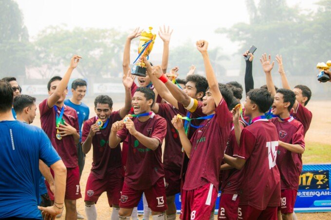 Persela Lamandau U-17 menjuarai Piala Soeratin U-17 Regional Kalimantan Tengah.