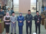 Bupati Barito Utara, H Shalahuddin ST MT usai pidato pada Rapat Paripurna, dengan agenda penyampaian pendapat akhir fraksi terkait Raperda APBD Perubahan 2026, di Ruang Sidang Paripurna DPRD setempat, Kamis (17/9).