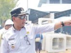 Bupati Barito Utara, H Shalahuddin ST MT meninjau langsung progres pembangunan Jembatan Sikan-Tumpung Laung, belum lama ini. Bupati Barito Utara, H Shalahuddin ST MT meninjau langsung progres pembangunan Jembatan Sikan-Tumpung Laung, belum lama ini.