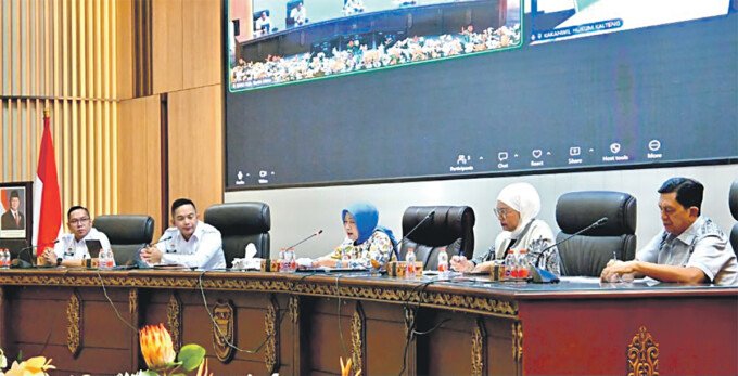 Suasana kegiatan uji publik yang digelar DPRD Kabupaten Barito Utara bersama tim Kanwil Kemenkumham Kalimantan Tengah membedah dua Ranperda strategis, di Gedung DPRD setempat, Muara Teweh, Rabu (23/9).