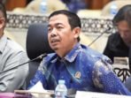 Anggota Komisi III DPRD Kota Palangka Raya, Arif M Norkim (tengah), mengingatkan warga untuk tidak meremehkan potensi pemicu kebakaran di lingkungan permukiman selama kemarau, Jumat (4/9). Anggota Komisi III DPRD Kota Palangka Raya, Arif M Norkim (tengah), mengingatkan warga untuk tidak meremehkan potensi pemicu kebakaran di lingkungan permukiman selama kemarau, Jumat (4/9).