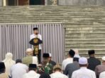 Wali Kota Palangka Raya saat memberikan imbauan kepada masyarakat mengenai waspada aktifitas di tengah kabut asap, belum lama ini.