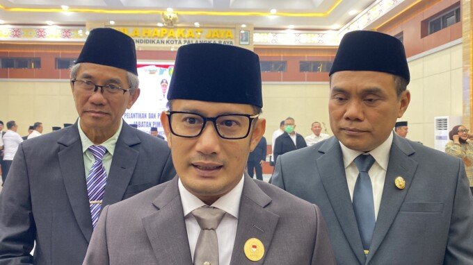 Wali Kota Palangka Raya, Fairid Naparin usai menghadiri kegiatan, belum lama ini.