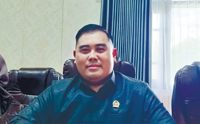 H Abdullah, Anggota DPRD Kapuas