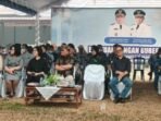 Anggota Komisi I DPRD Provinsi Kalimantan Tengah, Yohanes Freddy Ering, menghadiri agenda penyaluran bantuan dari Pemprov Kalteng bagi para pelayan gereja di Gereja Sion dan Gereja Ebeneser, Palangka Raya, Sabtu (17/10). Anggota Komisi I DPRD Provinsi Kalimantan Tengah, Yohanes Freddy Ering, menghadiri agenda penyaluran bantuan dari Pemprov Kalteng bagi para pelayan gereja di Gereja Sion dan Gereja Ebeneser, Palangka Raya, Sabtu (17/10).