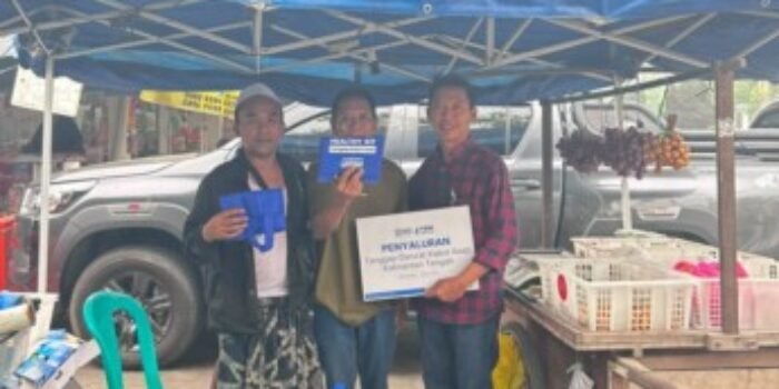 YBM BRILian : Salurkan bantuan untuk bantu masyarakat terdampak kabut asap di Kota Palangka Raya.