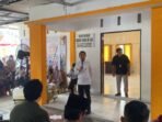 Wali Kota Palangka Raya Fairid Naparin saat memberikan sambutan kegiatan pasar murah dan pelayanan masyarakat, Kamis (1/10).