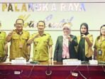 Wali Kota Palangka Raya, Fairid Naparin memimpin rapat monev keterbukaan informasi republik tingkat kabupaten/kota se-Kalimantan Tengah tahun 2026. Wali Kota Palangka Raya, Fairid Naparin memimpin rapat monev keterbukaan informasi republik tingkat kabupaten/kota se-Kalimantan Tengah tahun 2026.